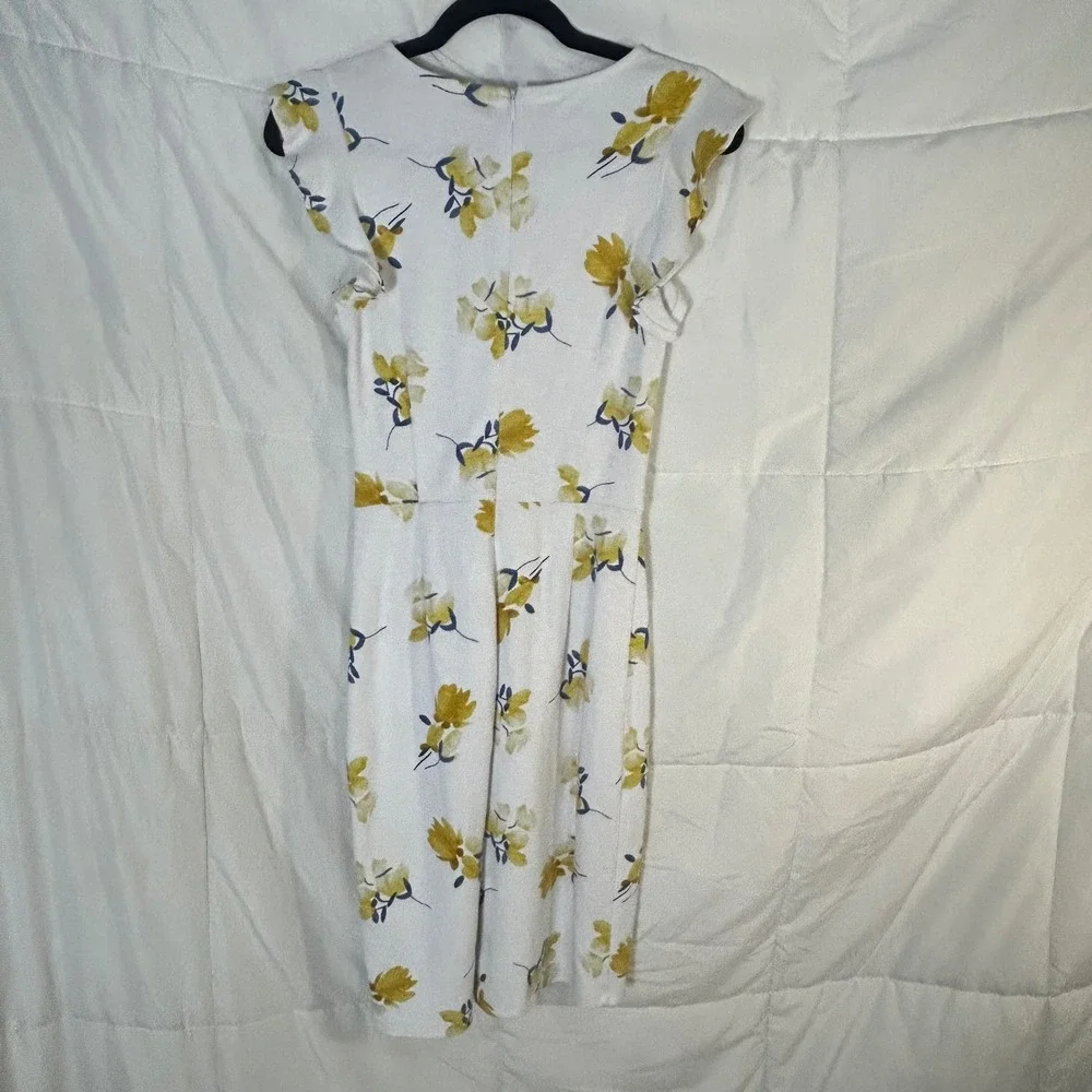 Dip Girls‎ Floral Dress White Yellow Blue Flutter Sleeve Size 4